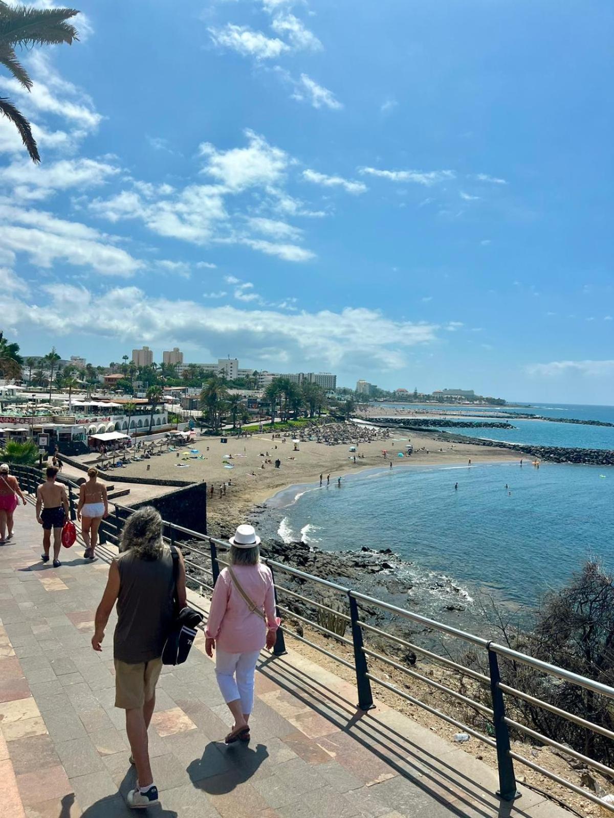 Apartamento En Primera Linea De Playa, Centrico, Tranquilo ปลายาเดลาสอเมริกาส ภายนอก รูปภาพ
